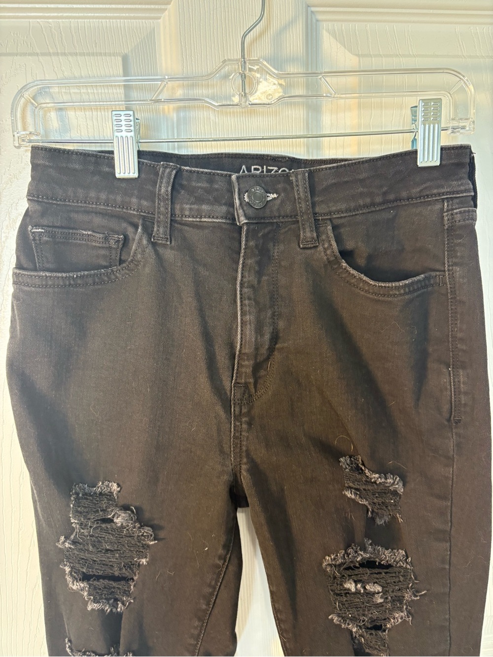 Arizona Jean Company Black Ripped Skinny Jeans - Women's - Picture 3 of 6